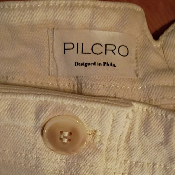 Pilcro Cream High Rise Buttoned Pants. Baggy Fit, Wide Leg. Size 28. - Picture 2 of 16